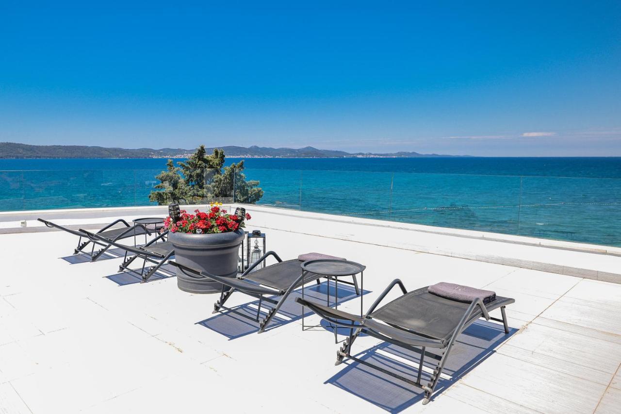 Apartments Dalmatia Infinity ビビニェ エクステリア 写真