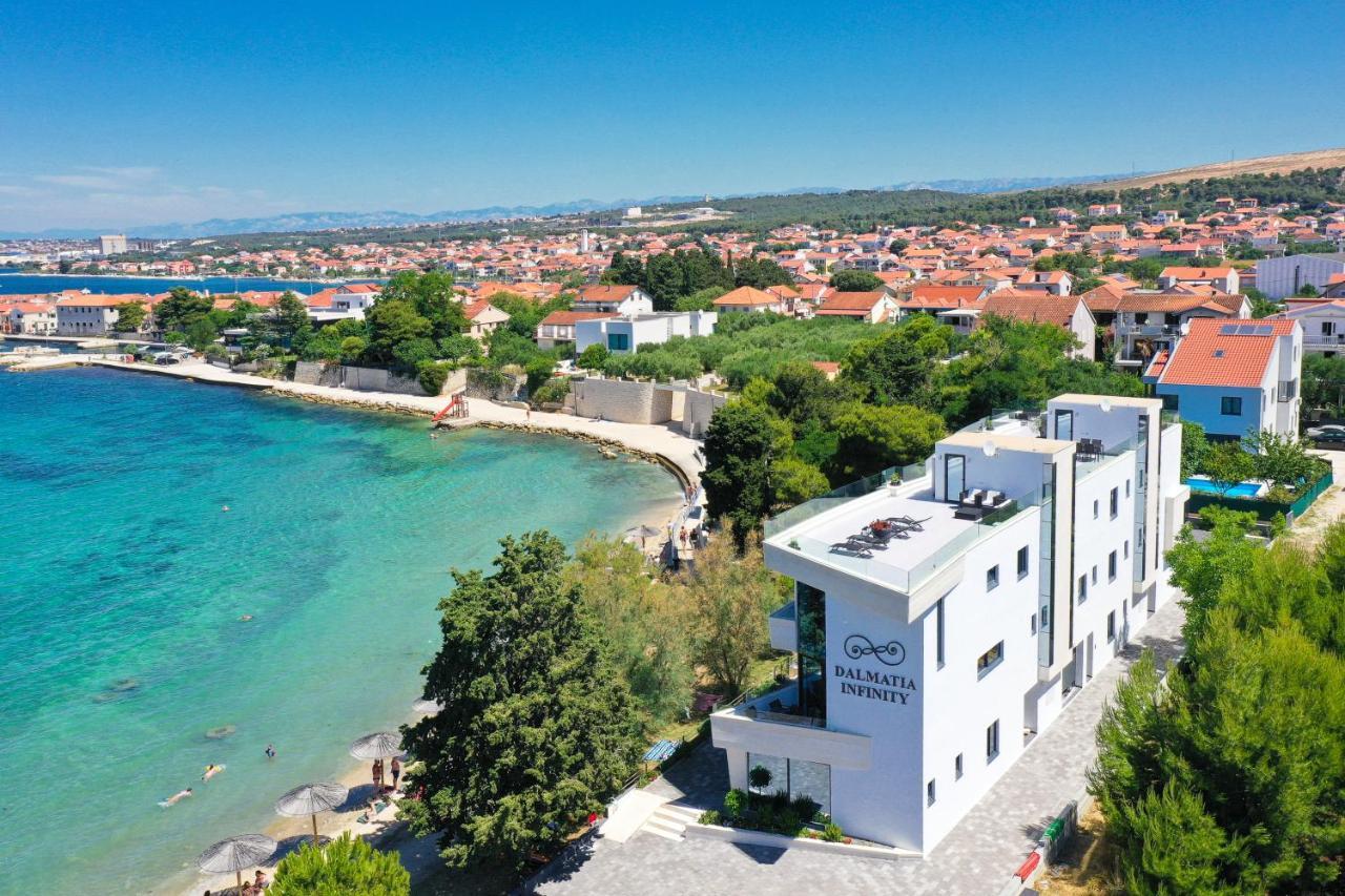 Apartments Dalmatia Infinity ビビニェ エクステリア 写真