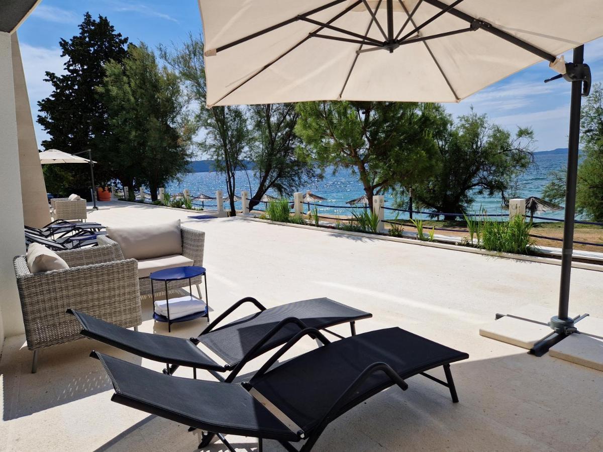 Apartments Dalmatia Infinity ビビニェ エクステリア 写真