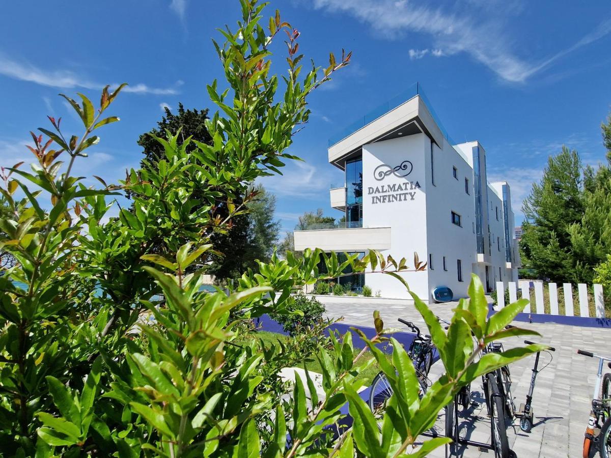 Apartments Dalmatia Infinity ビビニェ エクステリア 写真