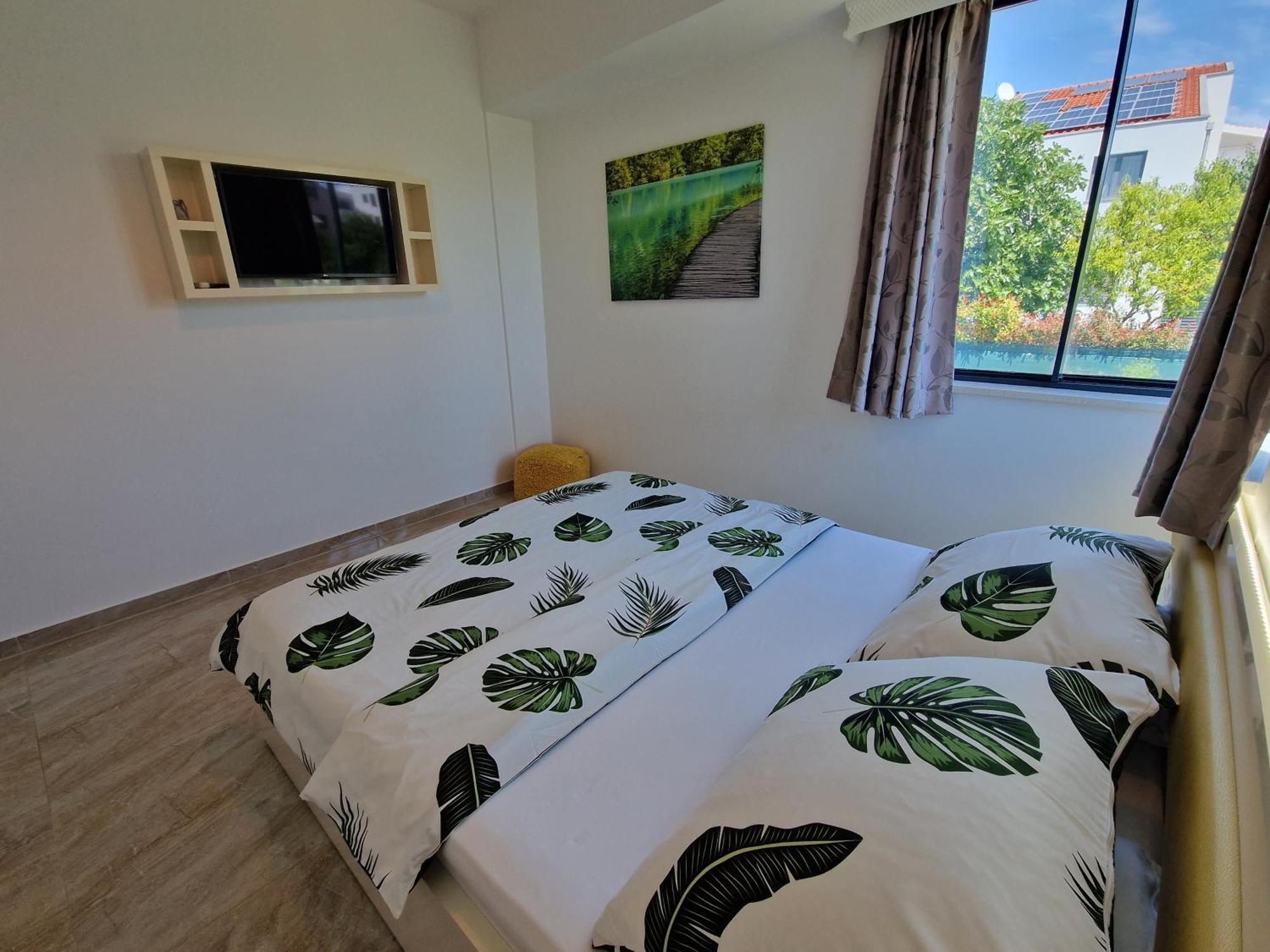 Apartments Dalmatia Infinity ビビニェ 部屋 写真