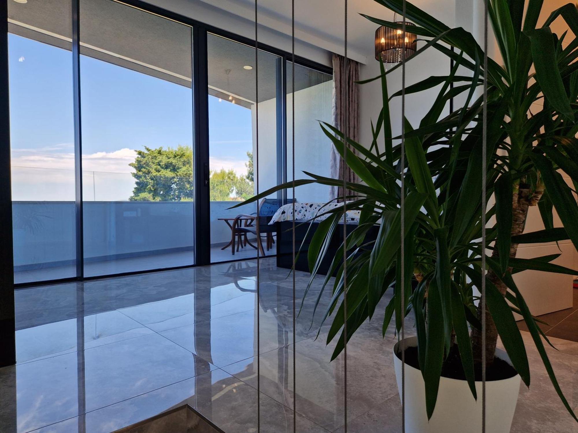 Apartments Dalmatia Infinity ビビニェ 部屋 写真