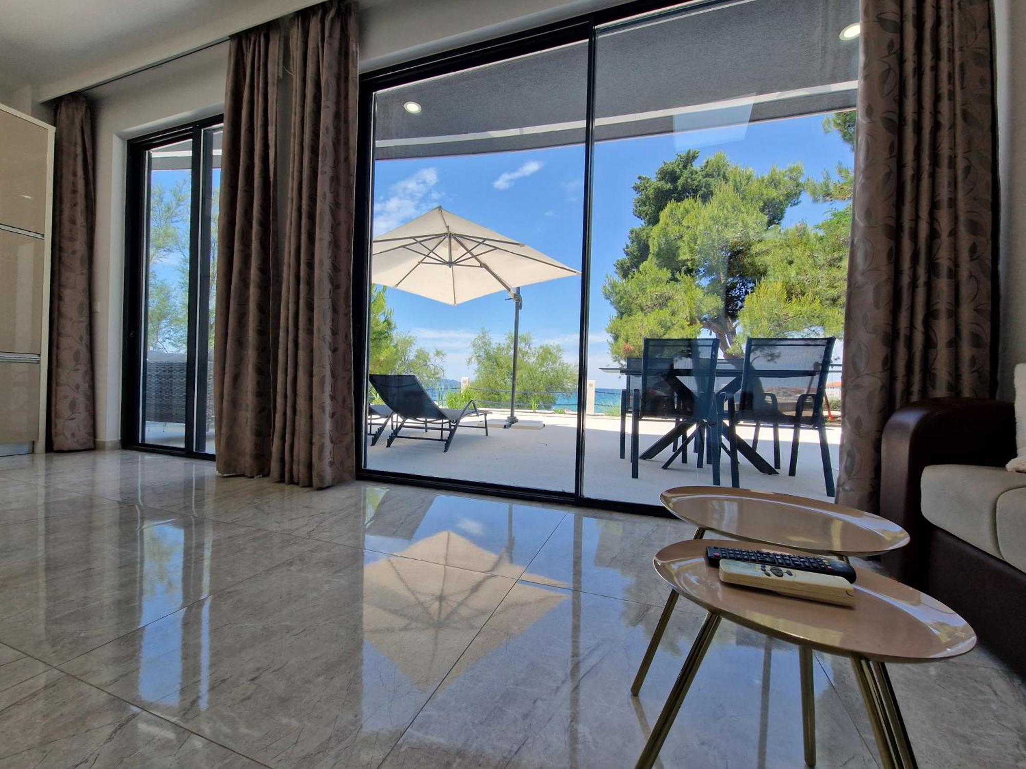 Apartments Dalmatia Infinity ビビニェ 部屋 写真