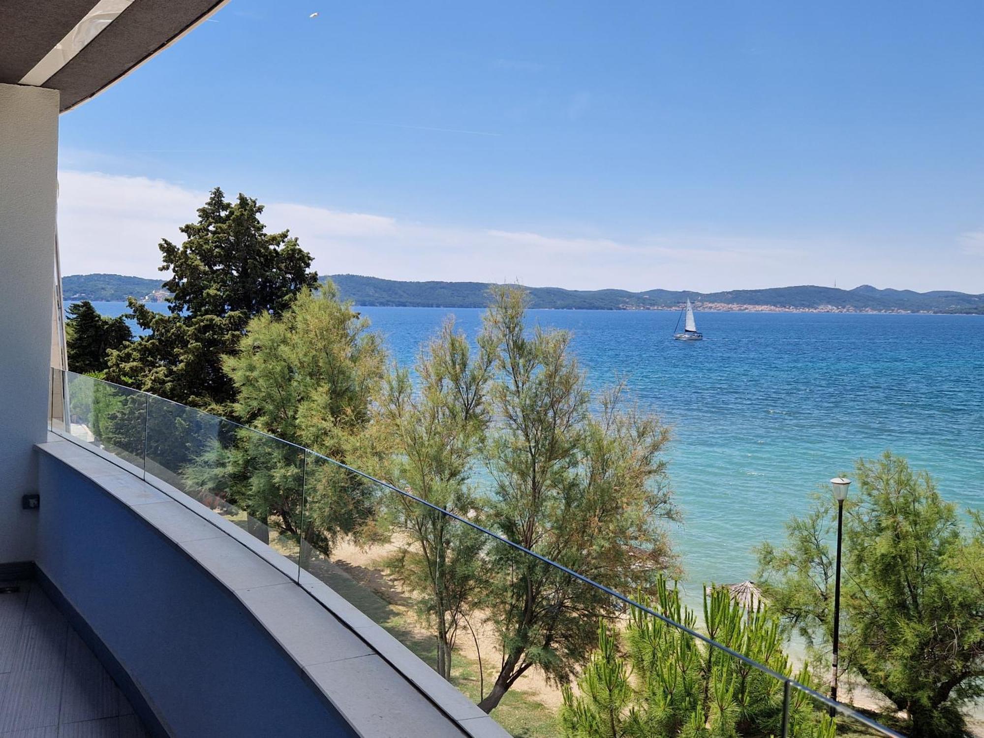 Apartments Dalmatia Infinity ビビニェ 部屋 写真