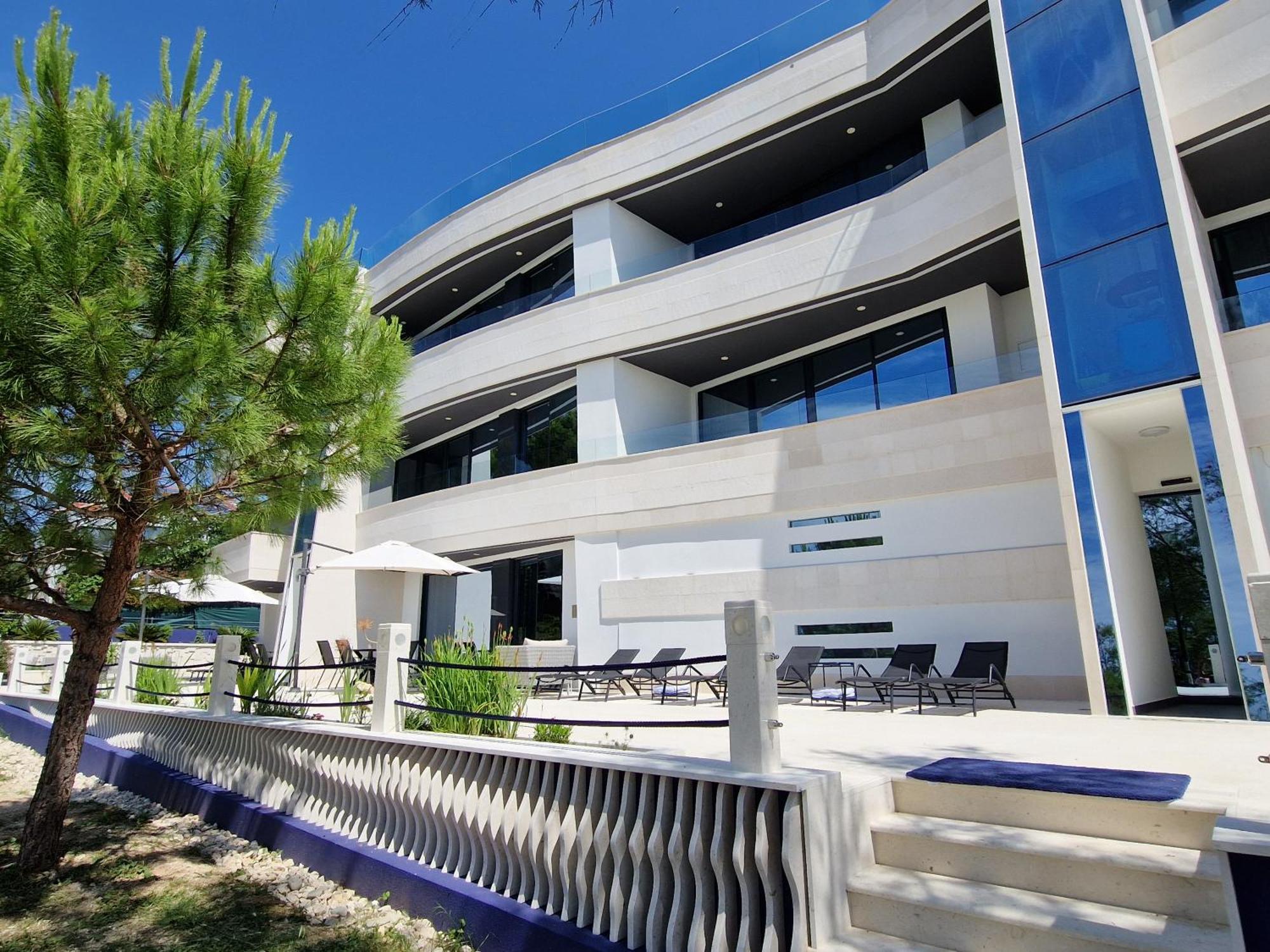 Apartments Dalmatia Infinity ビビニェ 部屋 写真